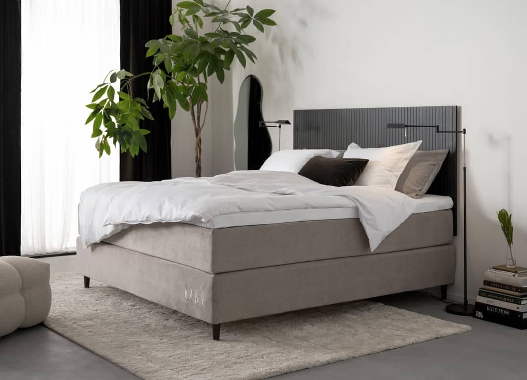 Odel® Lund sengegavl med spiler - bilde 2 av 3