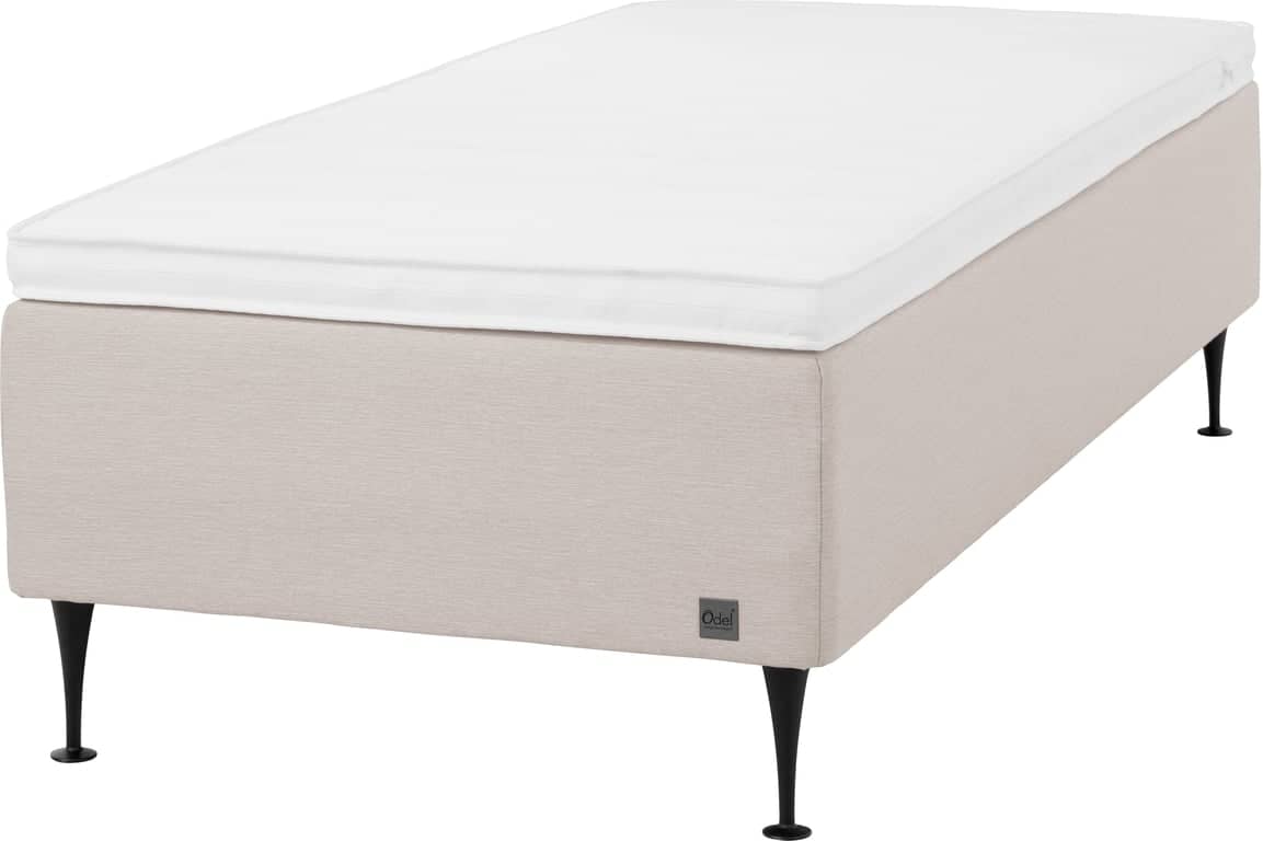 Odel® Foss rammeseng 80x200 - Tekstil Dovre Kritt, medium liggekomfort, inkludert Odel 35 overmadrass og sengeben - Produktbilde